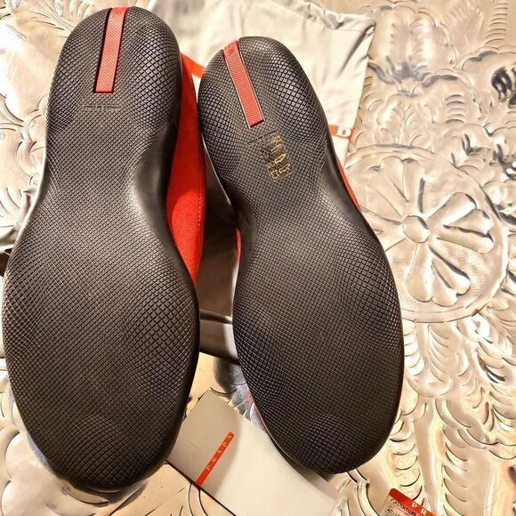 men size 61/2NIB, authentic  prada loafers gorgeous brand new!authentic  prada!! - Picture 7 of 10